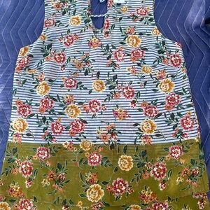 CaBi Floral Sleeveless Top - XS